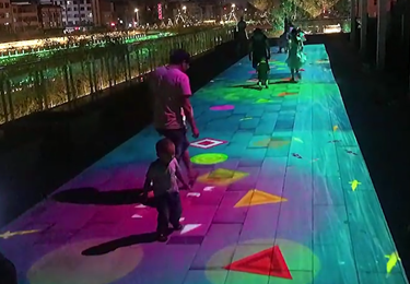 广州花都拉丁茂广场户外地面互动